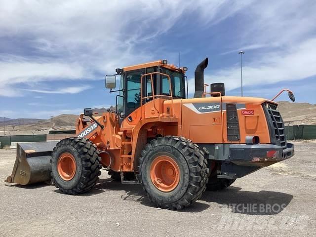 Doosan DL300-5 Cargadoras sobre ruedas