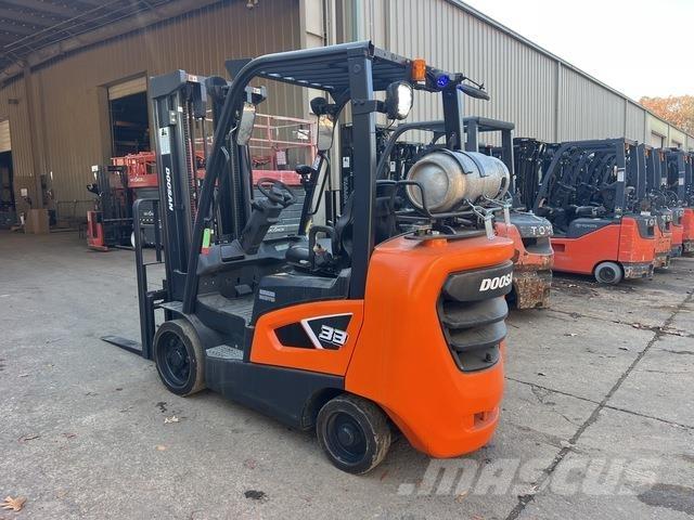 Doosan GC33S-9 Otras carretillas elevadoras