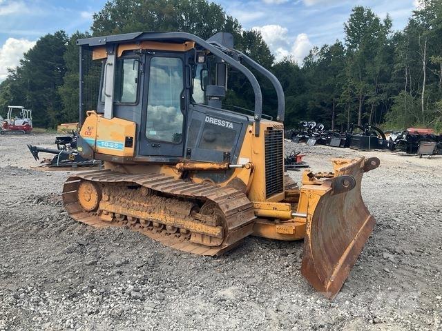 Dressta TD-8S Buldozer sobre oruga