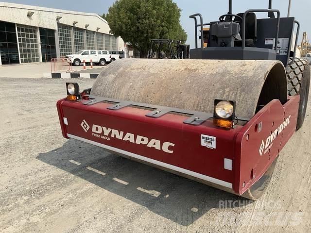 Dynapac CA305 Rodillos de un solo tambor