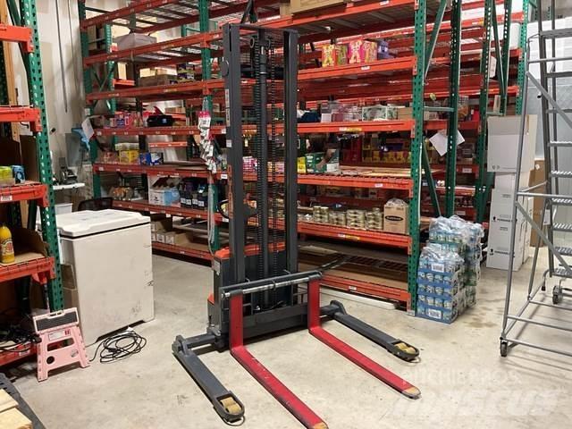 Ekko EB13-E45L Apiladores eléctricos autopropulsados