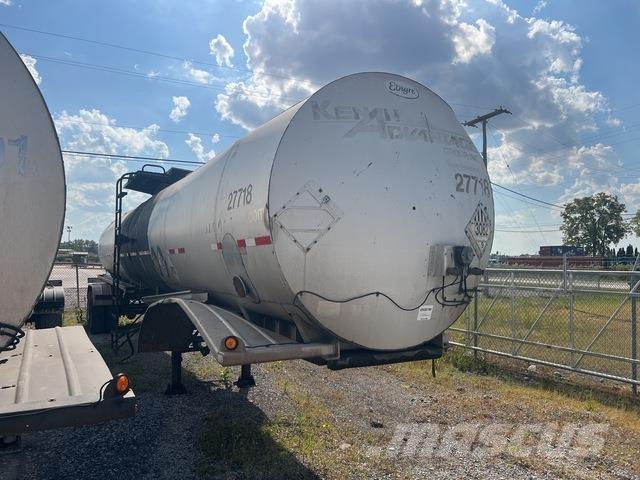 Etnyre  Vehículos de transporte de materiales