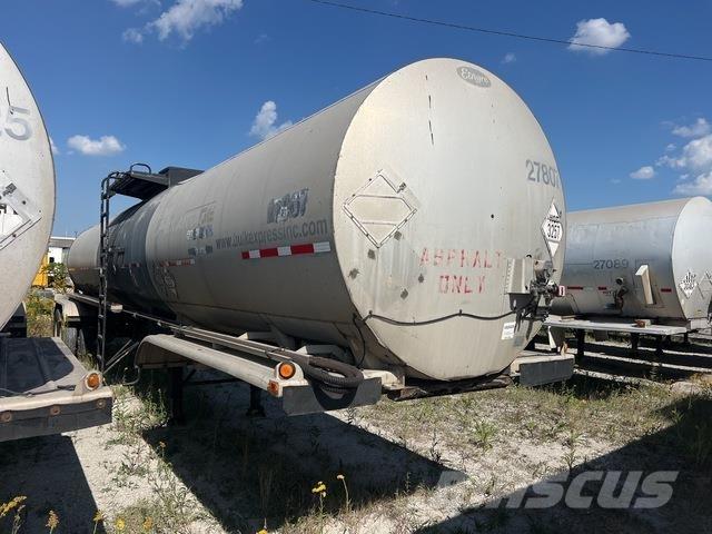 Etnyre  Vehículos de transporte de materiales