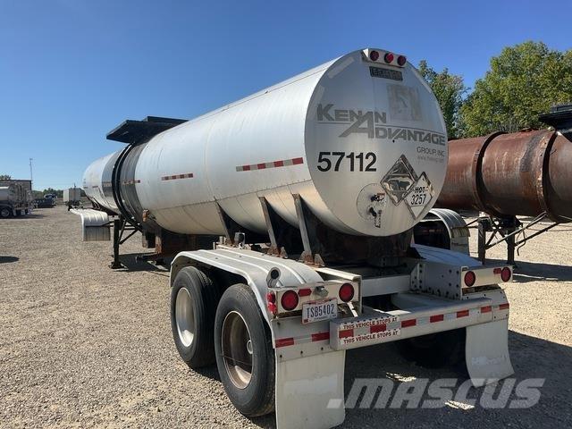 Etnyre  Vehículos de transporte de materiales