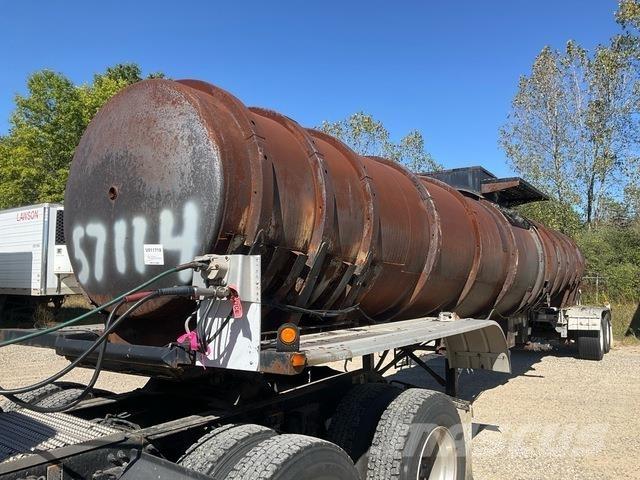 Etnyre  Vehículos de transporte de materiales
