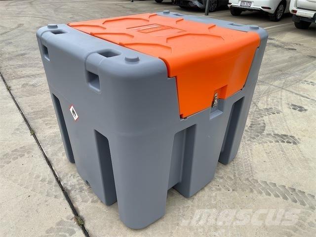 EXEQ DD980 Depósitos de combustible y aditivos