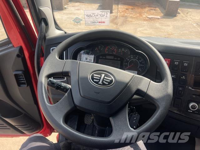 FAW J6L-240 Camiones grúa