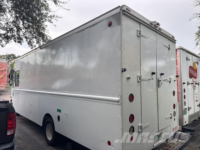 Ford  Furgonetas de caja cerrada