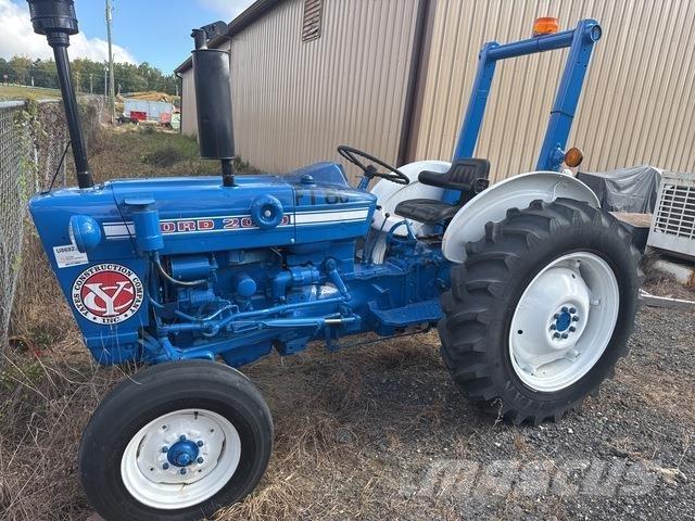 Ford 2000 Tractores