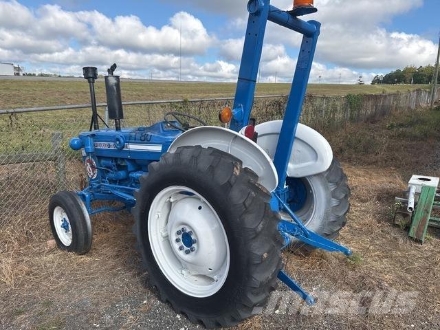 Ford 2000 Tractores