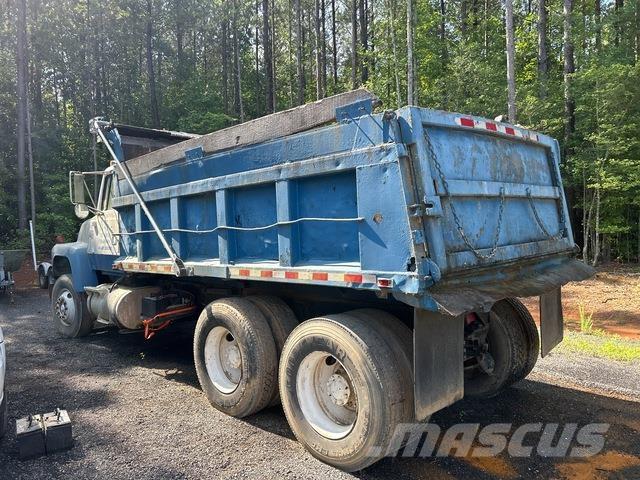 Ford 8000 Camiones bañeras basculantes o volquetes