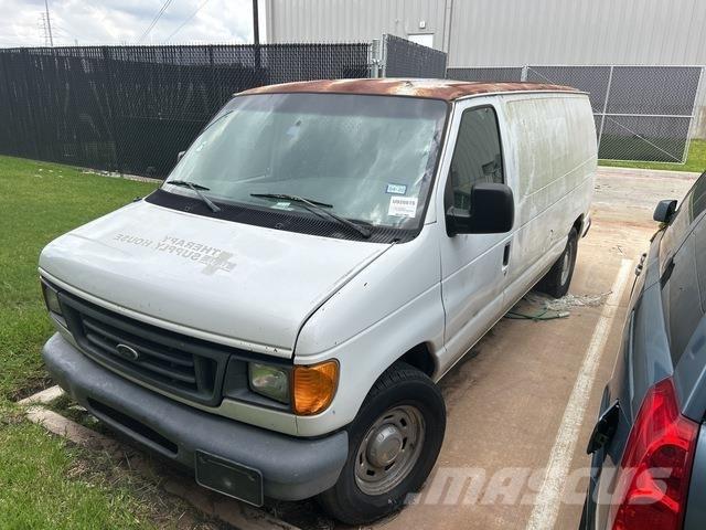 Ford E-150 Furgonetas /Furgón