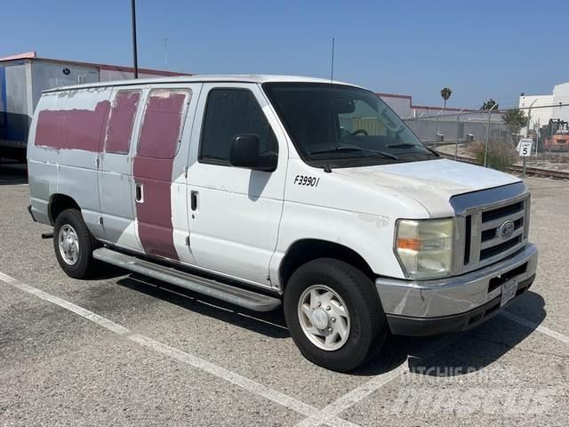 Ford E-250 Furgonetas /Furgón