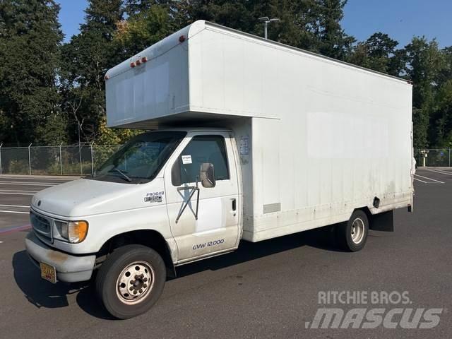 Ford E-350 Camiones caja cerrada