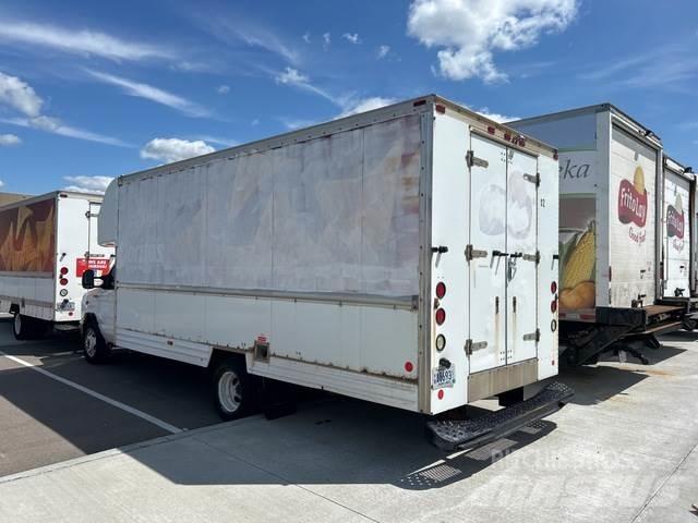 Ford E-350 Furgonetas de caja cerrada