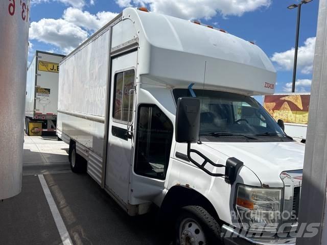 Ford E-350 Furgonetas de caja cerrada