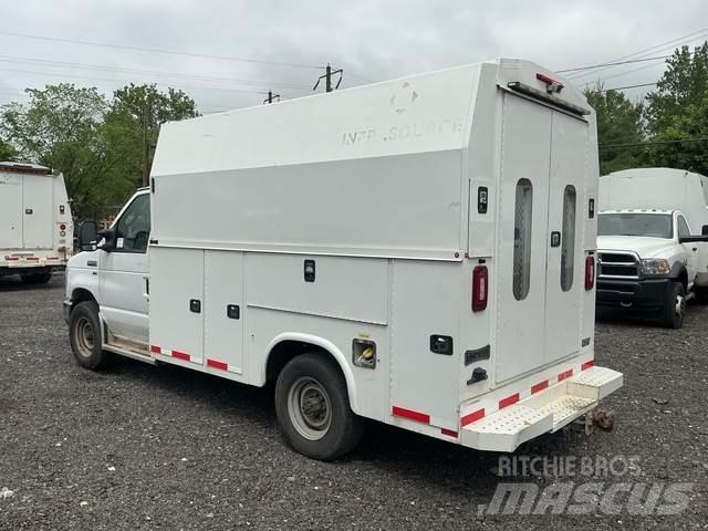 Ford E-350 Furgonetas caja abierta