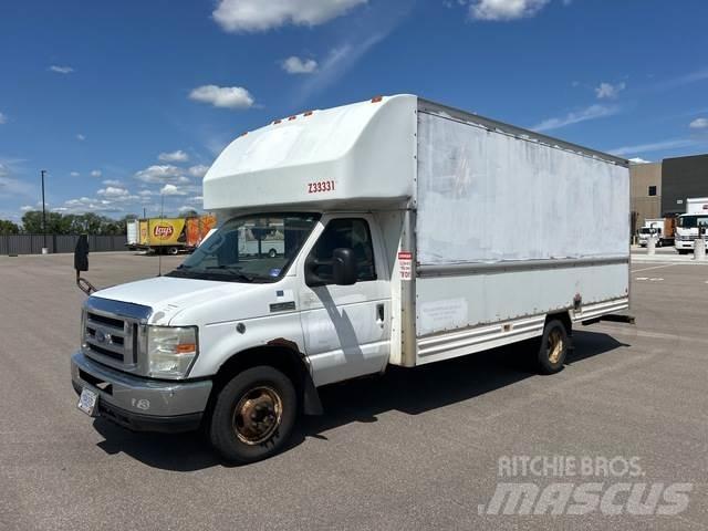 Ford E-350 Furgonetas de caja cerrada