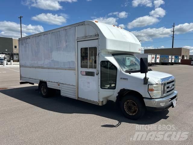 Ford E-350 Furgonetas de caja cerrada