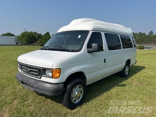 Ford E-350 Coches