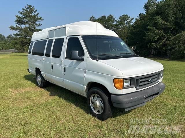 Ford E-350 Coches