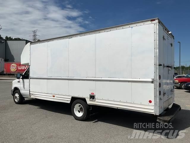 Ford E-350 Furgonetas de caja cerrada