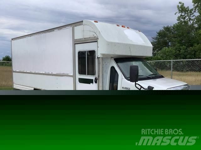 Ford E-350 Camiones caja cerrada