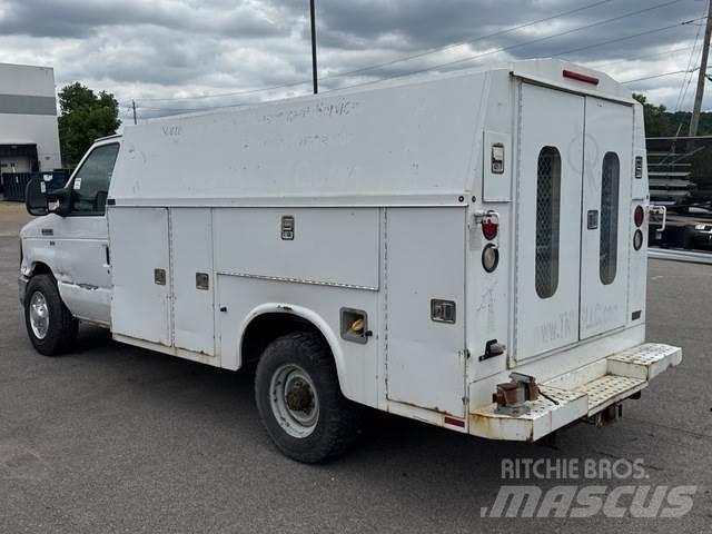 Ford E-350 Furgonetas caja abierta