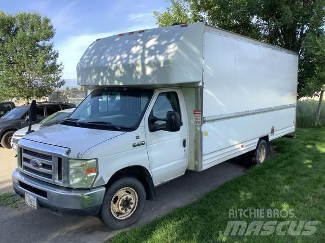 Ford E-350 Furgonetas de caja cerrada