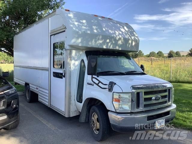 Ford E-350 Furgonetas de caja cerrada