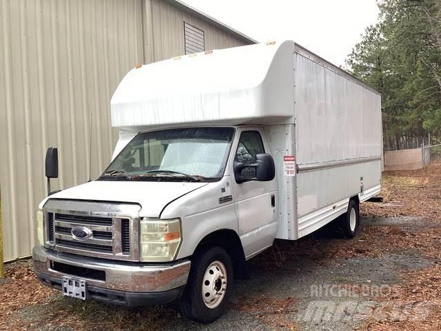 Ford E-350 Furgonetas de caja cerrada