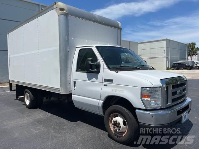 Ford E-350 Camiones caja cerrada