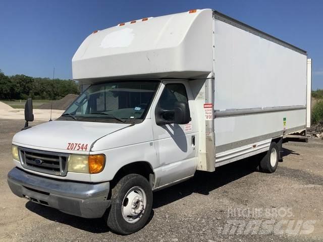 Ford E-350 Furgonetas de caja cerrada