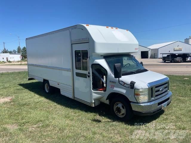 Ford E-350 Furgonetas de caja cerrada
