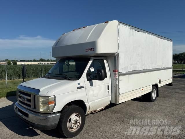 Ford E-350 Furgonetas de caja cerrada