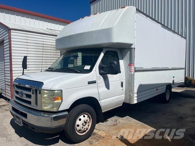 Ford E-350 Furgonetas de caja cerrada