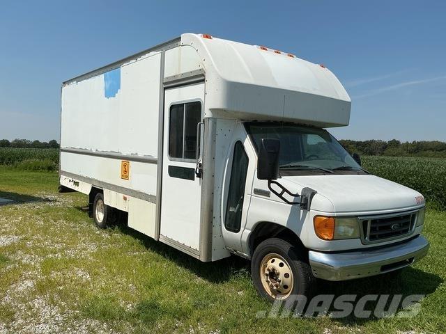 Ford E-350 Furgonetas /Furgón