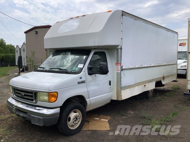 Ford E-350 Furgonetas de caja cerrada