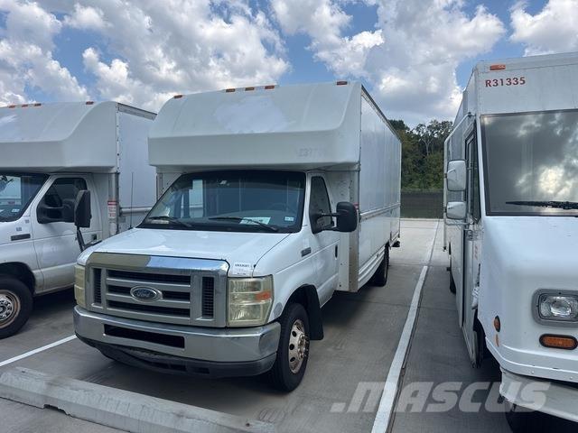 Ford E-350 Furgonetas de caja cerrada