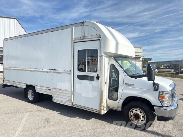 Ford E-350 Furgonetas de caja cerrada