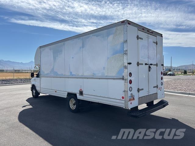 Ford E-350 Furgonetas de caja cerrada