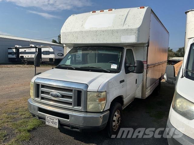 Ford E-350 Furgonetas de caja cerrada