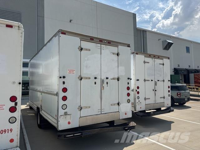 Ford E-350 Furgonetas de caja cerrada