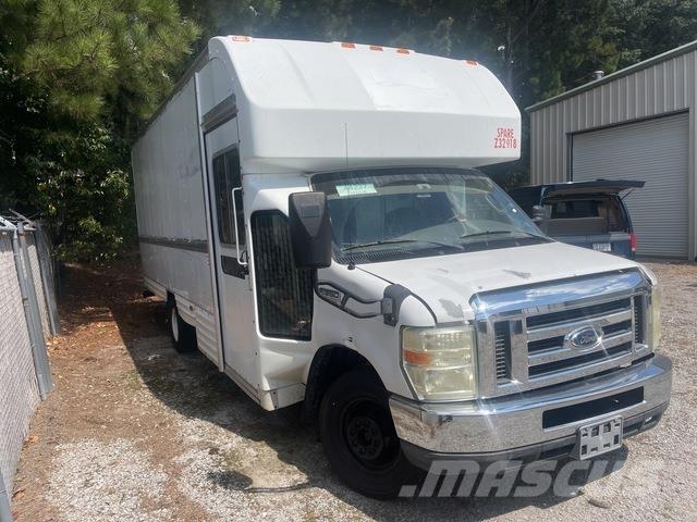 Ford E-350 Furgonetas de caja cerrada