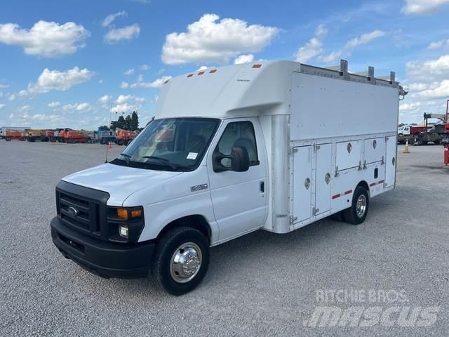 Ford E-450 Furgonetas caja abierta
