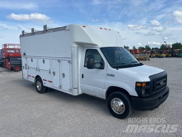 Ford E-450 Furgonetas caja abierta