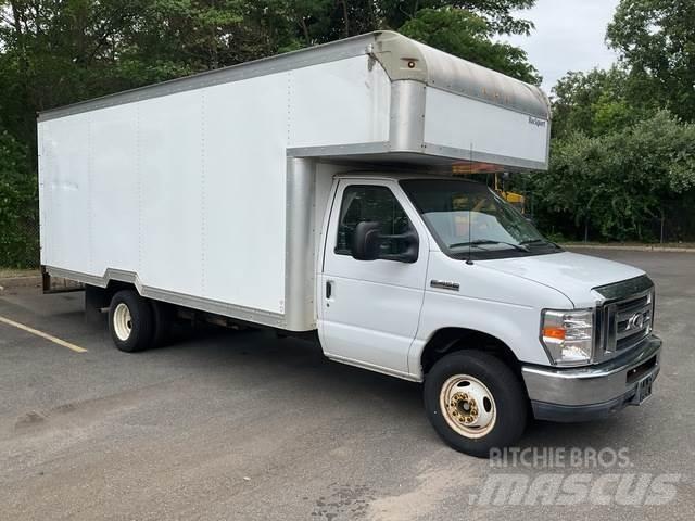 Ford E-450 Camiones caja cerrada