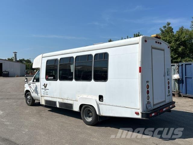 Ford E-450 Mini autobuses