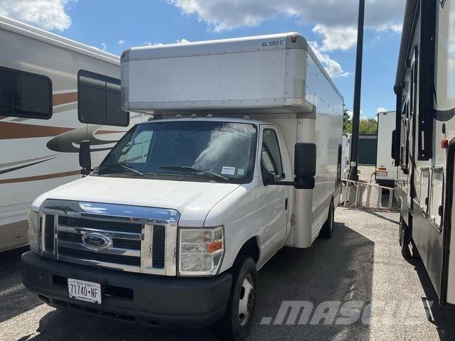 Ford E-450 Camiones caja cerrada