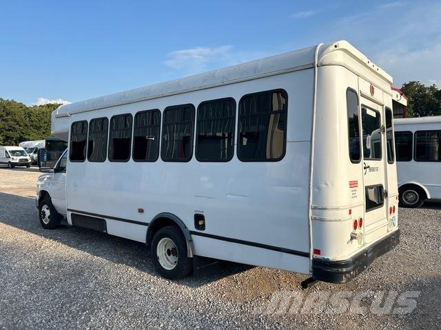 Ford E-450 Mini autobuses